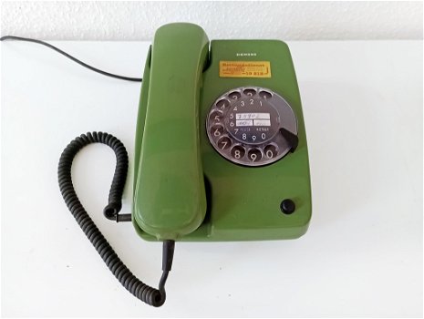 Vintage groene telefoon met draaischijf - 0