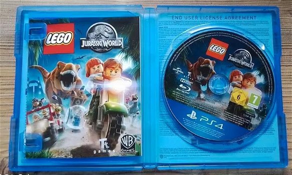 LEGO Jurassic World - Playstation 4 - 2