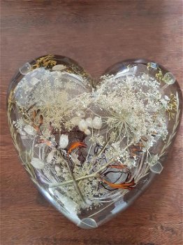 Prachtig groot epoxy hars hart met bloemen , hart met lichtje - 1