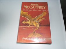 McCaffrey, Anne : De drakerijders van Pern HC