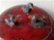 Decoratieve schaal / pot van rood aardewerk - 2 - Thumbnail