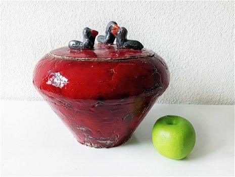 Decoratieve schaal / pot van rood aardewerk - 4