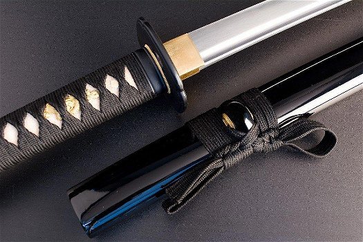 Scherpe samurai zwaarden (sabel, mes, zwaard - 0