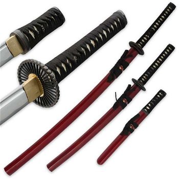Scherpe samurai zwaarden (sabel, mes, zwaard - 1