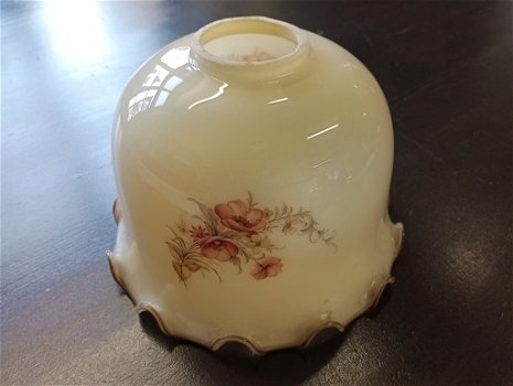 vintage lampenkap van glas met bloemmotieven - 0