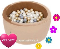 Ballenbak Velvet Gold met 250 ballen | 90x40 cm | VG-GWPTB