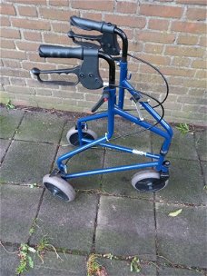 Rollator: De Driewiel Rollator neemt weinig ruimte in beslag