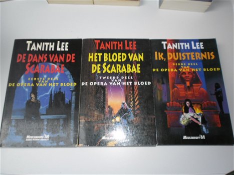 Lee, Tanith : De opera van het bloed trilogie - 0