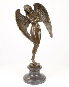 brons beeld vrouw met vrleugels - 1