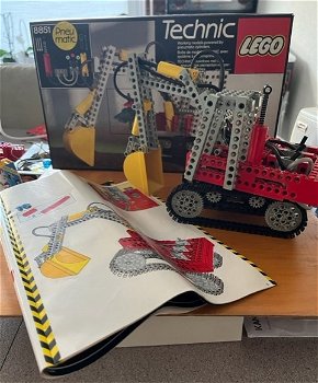 technisch Lego graafmachine set 8851 met doos en handleiding - 1
