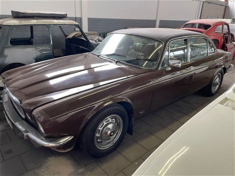 jaguar xj 5.3 v12 lpg bj 1977 zeer mooi en goed apk nieuw - 0