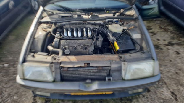 alfa 164 3.0i v6 schakel bj1990 met werk loopt en rijd - 7