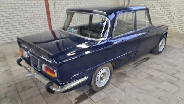 Alfa Romeo Nuova (Giulia) 1.3L 4drs bj1975 zeer mooi loopt perfect rijd niet - 2