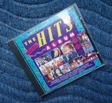 Te koop de originele verzamel-CD The Hits Album Volume 10. - 3
