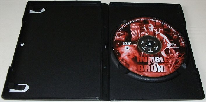 Dvd *** RUMBLE IN THE BRONX *** - 3