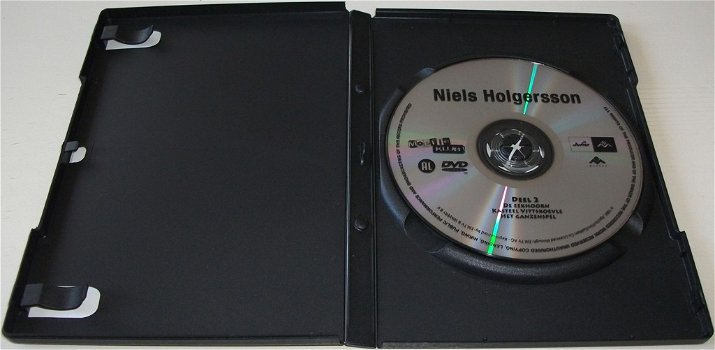 Dvd *** NIELS HOLGERSSON *** Deel 2 - 3