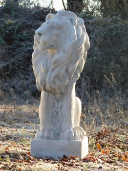 leeuw , tuinbeeld , witte leeuw - 2