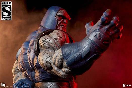 Sideshow Darkseid maquette exclusive - 2