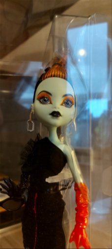 Doll Electra Melody