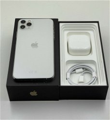 Unlocked Apple iPhone 15 Pro Max / Apple iPhone 14 Pro Max