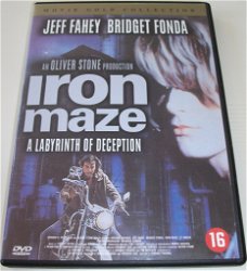 Dvd *** IRON MAZE ***