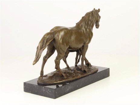 groot brons beeld op marmeren basis , paard - 5
