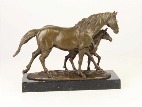 groot brons beeld op marmeren basis , paard - 7