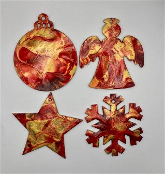Set kerstfiguren rood goud acrylverf gegoten. - 0