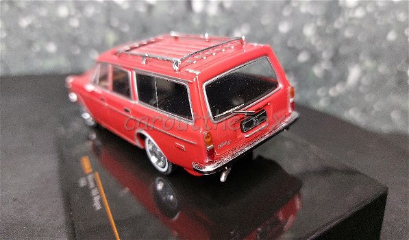 Volvo Nilssons 165 Wagon 1983 rood 1/43 Ixo V929 - 2