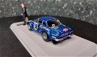 Alpine Renault 1800S #18 blauw & figuren 1/43 Ixo V932 - 2 - Thumbnail