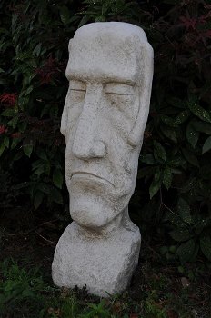 tuinbeeld , moai - 1
