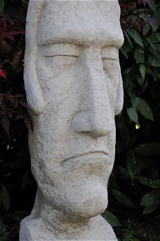 tuinbeeld , moai - 4