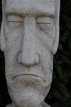 tuinbeeld , moai - 5