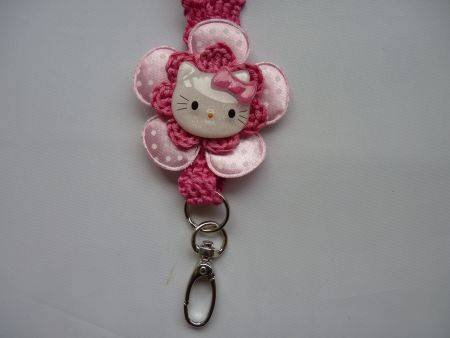 Gehaakt keycord Hello Kitty (roze) - 1