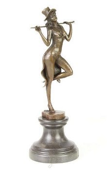 brons beeld , pikante dansesres - 7