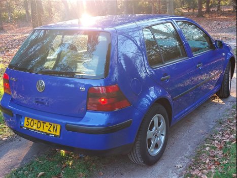 VW Golf IV 1.6 Trendline - 1