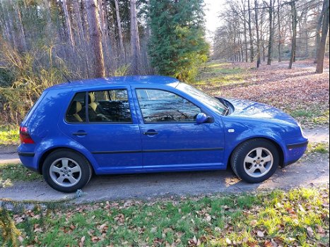 VW Golf IV 1.6 Trendline - 2