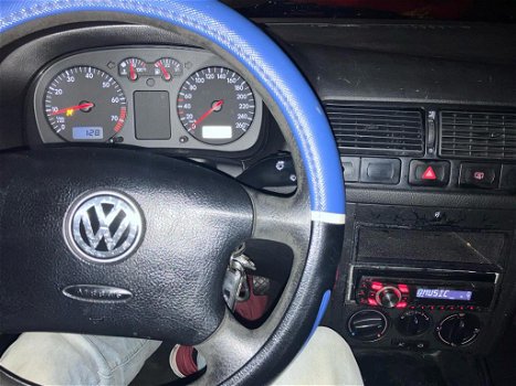 VW Golf IV 1.6 Trendline - 5