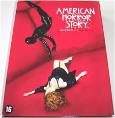 Dvd *** AMERICAN HORROR STORY *** 4-DVD Boxset Seizoen 1