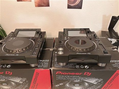 Pioneer CDJ-3000 , Pioneer DJM-A9 , DJM-V10-LF, DJM-S11, Pioneer DJM-900NXS2, Pioneer CDJ-2000NXS2 - 7