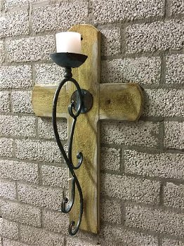 wandkandelaar , lantaarn van een kruis en hout , kruis - 1