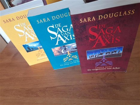Douglass, Sara : De sage van Axis trilogie - 1