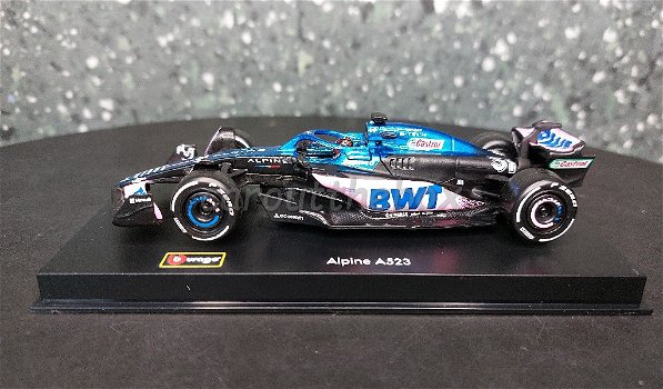 BWT Alpine T1 Team #31 Ocon 2023 1/43 Bburago - 0