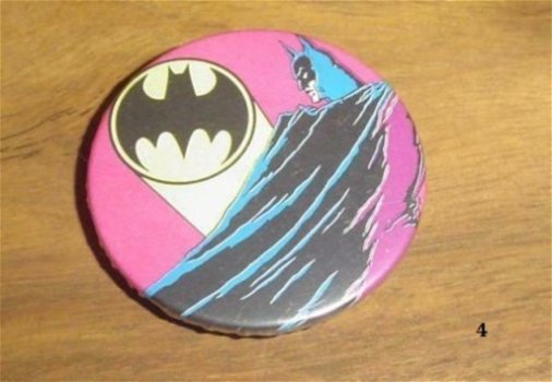 Batman button(s) - 3