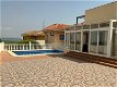 Uw eigen Villa in EL CARMOLI aan de Costa del Sol en met - 2 - Thumbnail