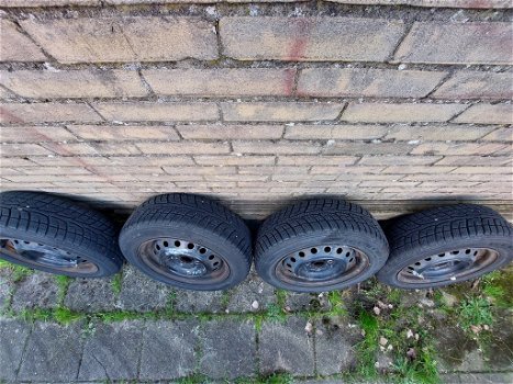 Winterbanden 175/65R14 op stalen velgen voor Toyota, Citroen, Kia, Mazda, ed. - 1