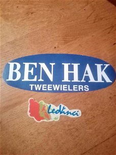 Sticker Leovinci rood NIEUW ORIGINEEL