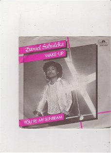 Single Daniel Sahuleka - Wake-up