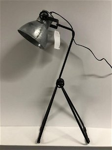 Industriële lamp , ,smeedijzer