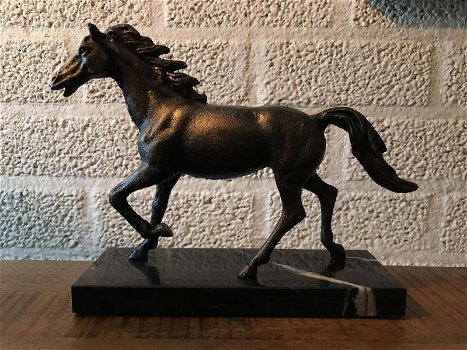 beeld van een paard , paardebeeld , kado - 0